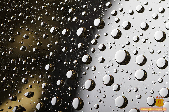 OLD81studios_IMG_0444_water_drops_on_glass_that_looks_as_if_shot_from_outer_space