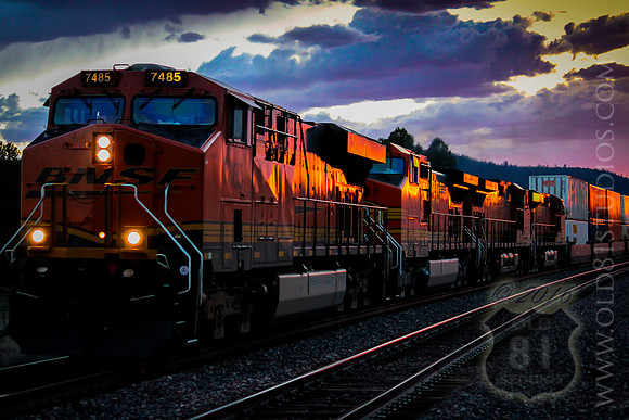 Grand_CanyonSedona_2011_145_OLD81_LR_bnsf