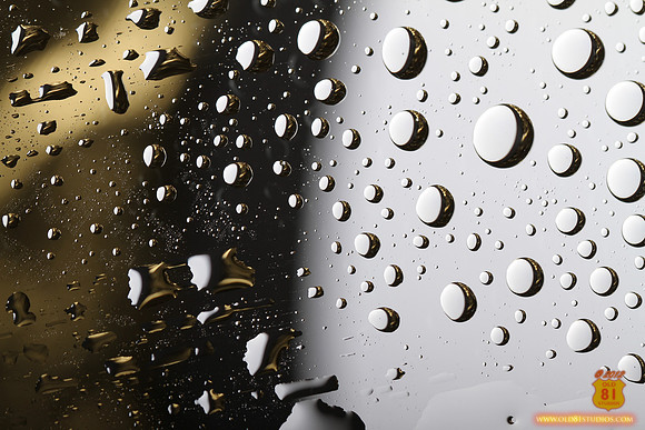 Old81studios_IMG_0441_water_drops_on_glass_that_looks_as_if_shot_from_outer_space